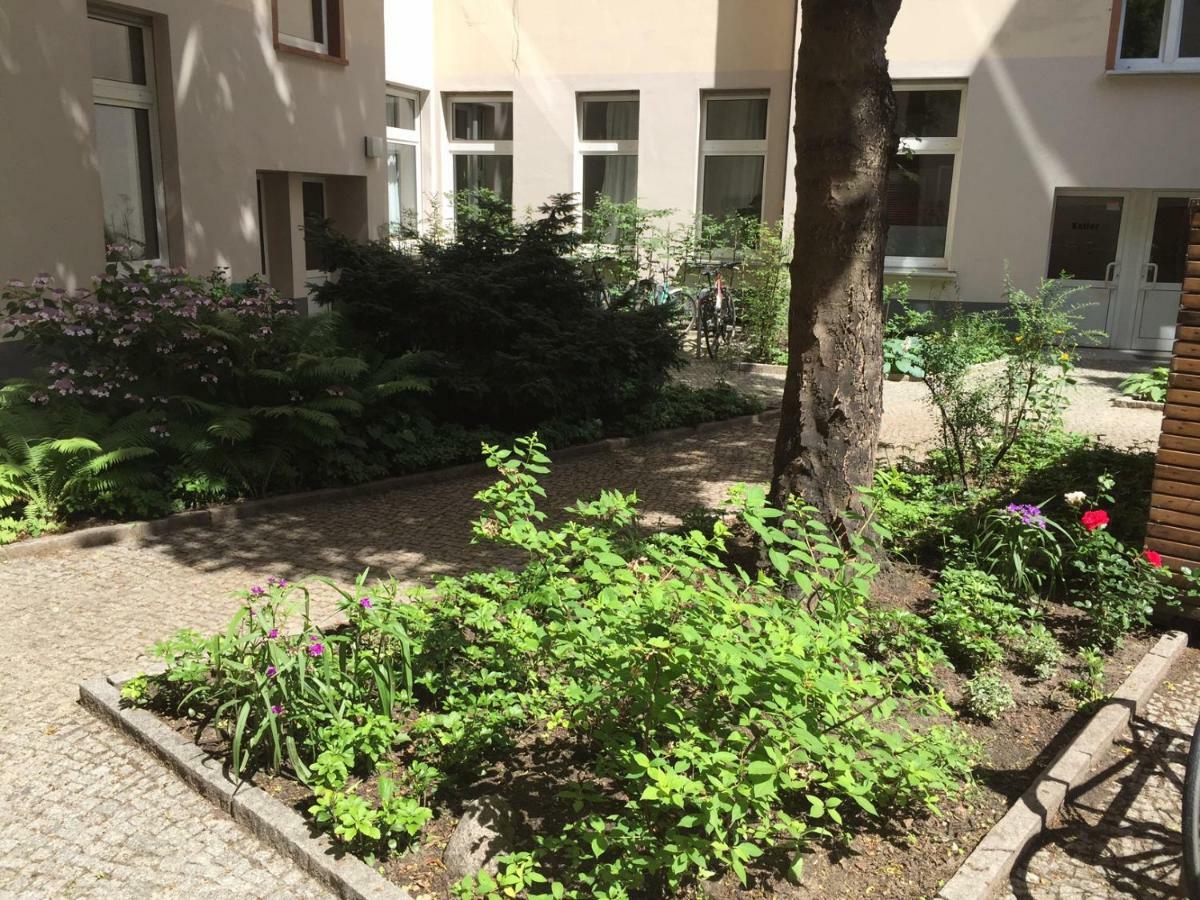 Upmarket Studio With Balcony In Friedrichshain Apartment Берлин Екстериор снимка
