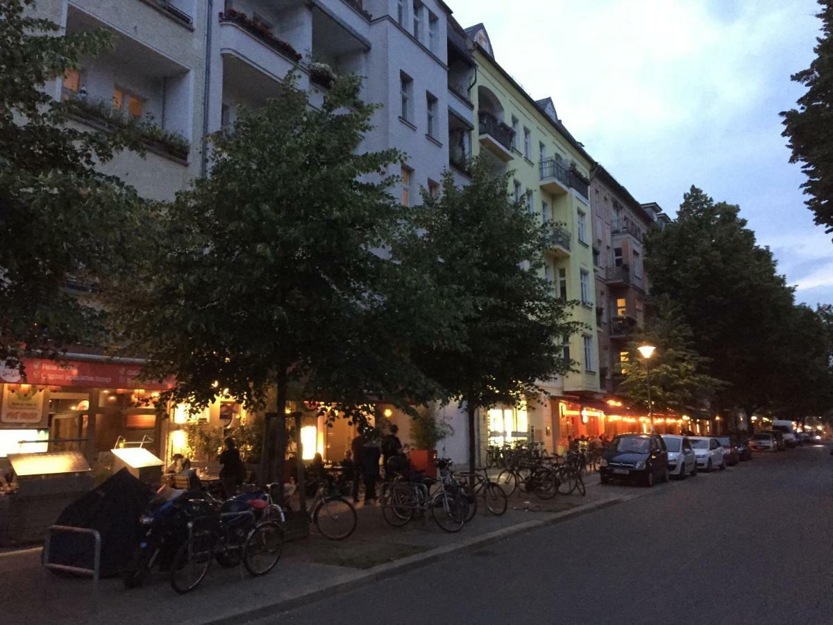 Upmarket Studio With Balcony In Friedrichshain Apartment Берлин Екстериор снимка
